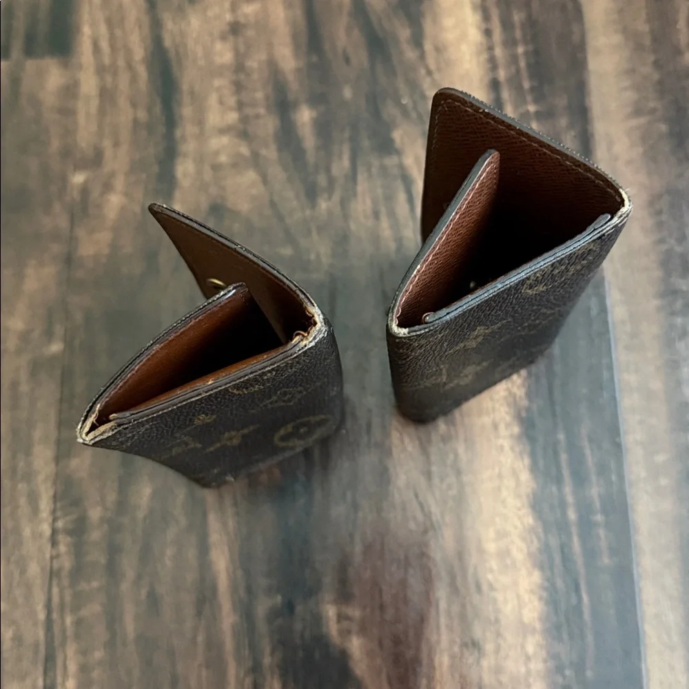 Louis Vuitton 4 key case (bundle) - Picture 5 of 8